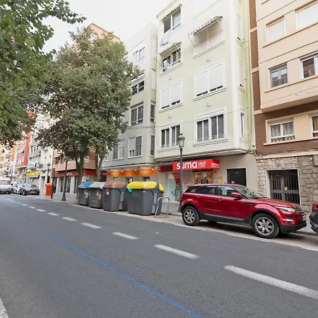 Guestready - El Cabanyal Hidden Oasis Lägenhet *